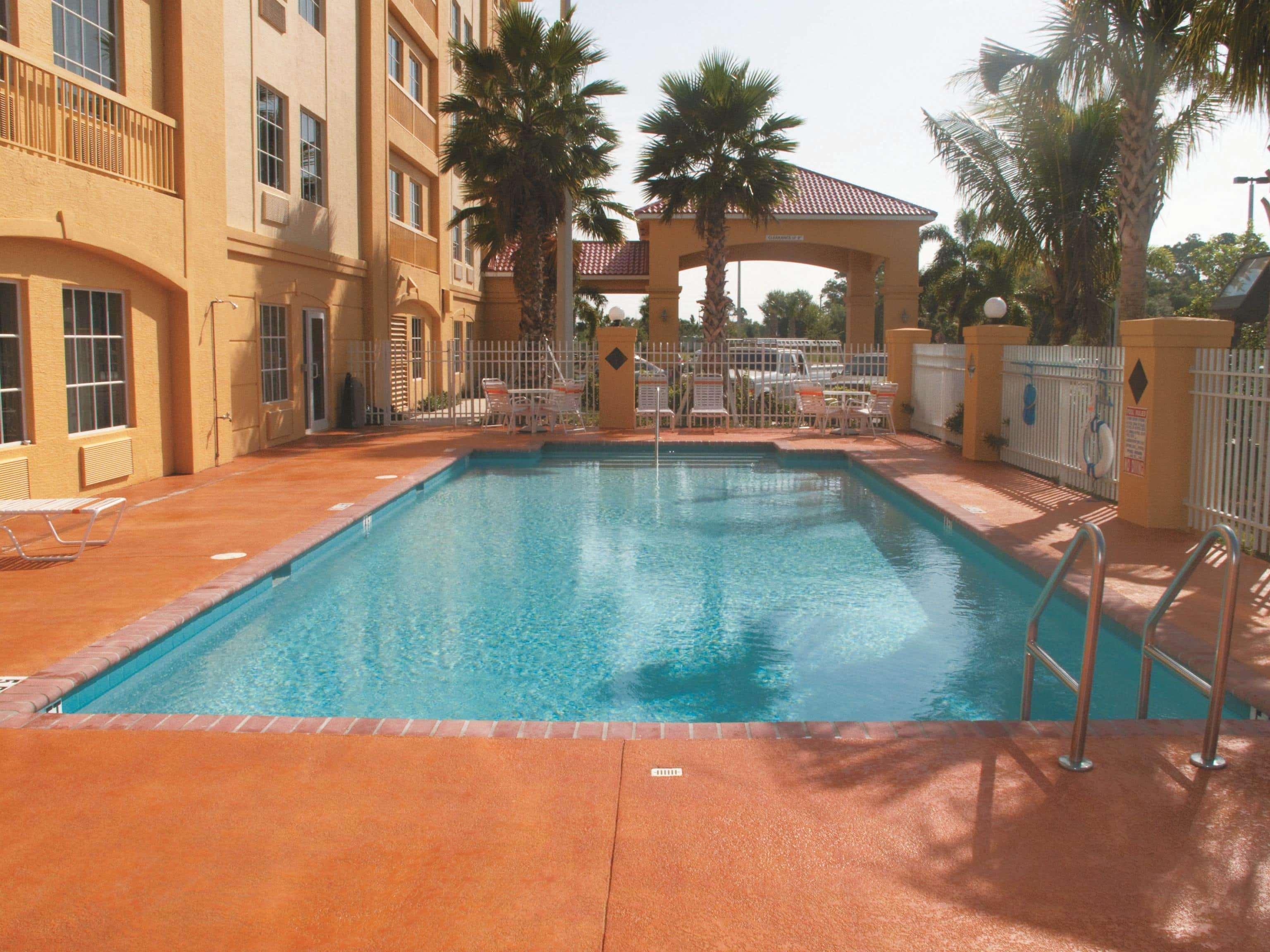 מלון פורט פירס La Quinta By Wyndham Ft. Pierce מראה חיצוני תמונה
